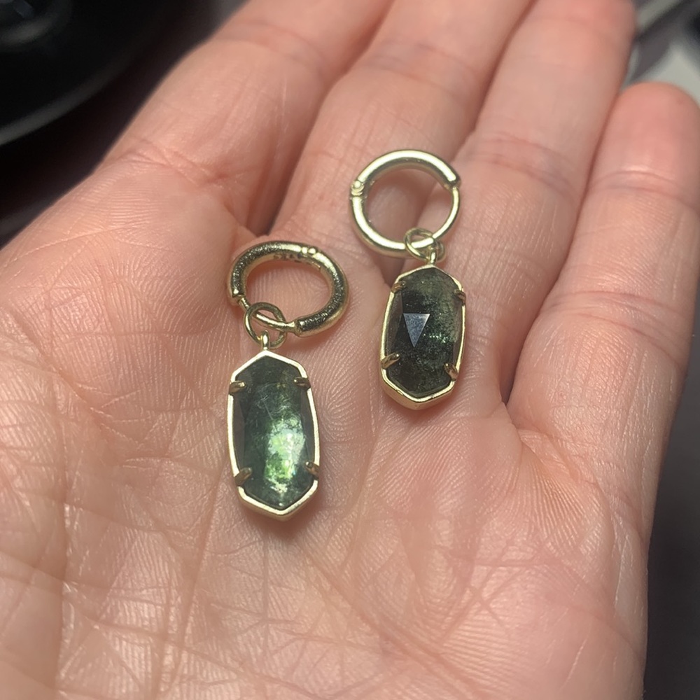 Kendra Scott earrings